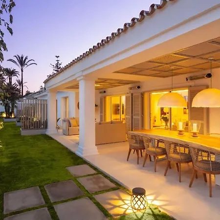 Beachfront La Luisa, Golden Mile, Marbella