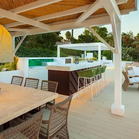 Beachfront La Luisa, Golden Mile, * Marbella