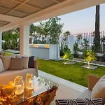 Вилла Beachfront La Luisa, Golden Mile, Марбелья