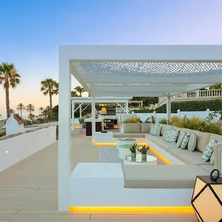 Beachfront La Luisa, Golden Mile, Willa Marbella