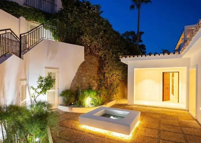 Beachfront La Luisa, Golden Mile, Marbella