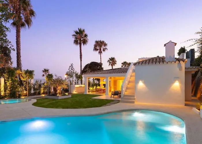 Willa Beachfront La Luisa, Golden Mile, Marbella